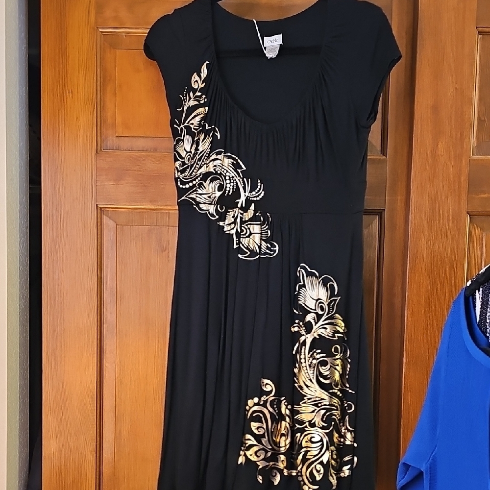 Elegant Black and Gold Women's Dress